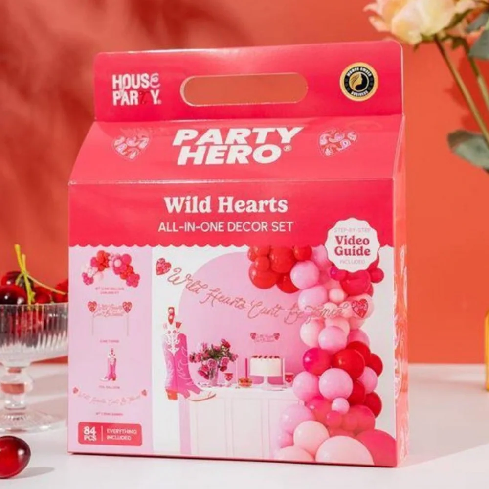 Party Hero Wild Hearts Balloon Decor Set - Picture 1 of 5